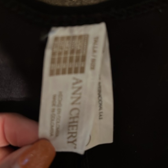 Annchery 🤩 - Picture 4 of 4